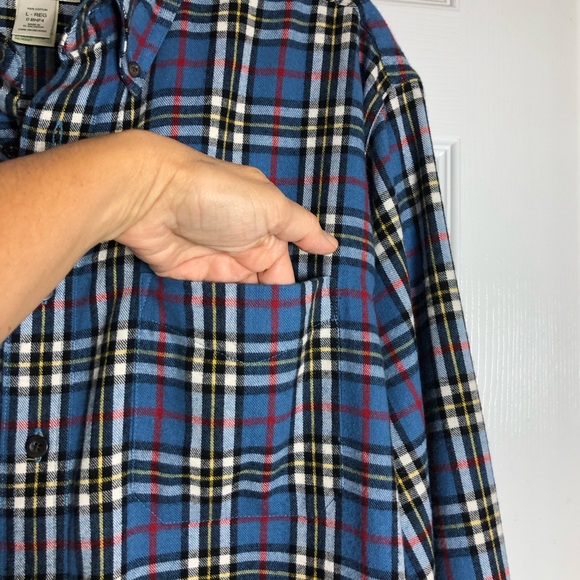 L.L. Bean Soft Cotton brushed Blue Yellow Red Plaid Button Down Shirt L Regular - Picture 4 of 13